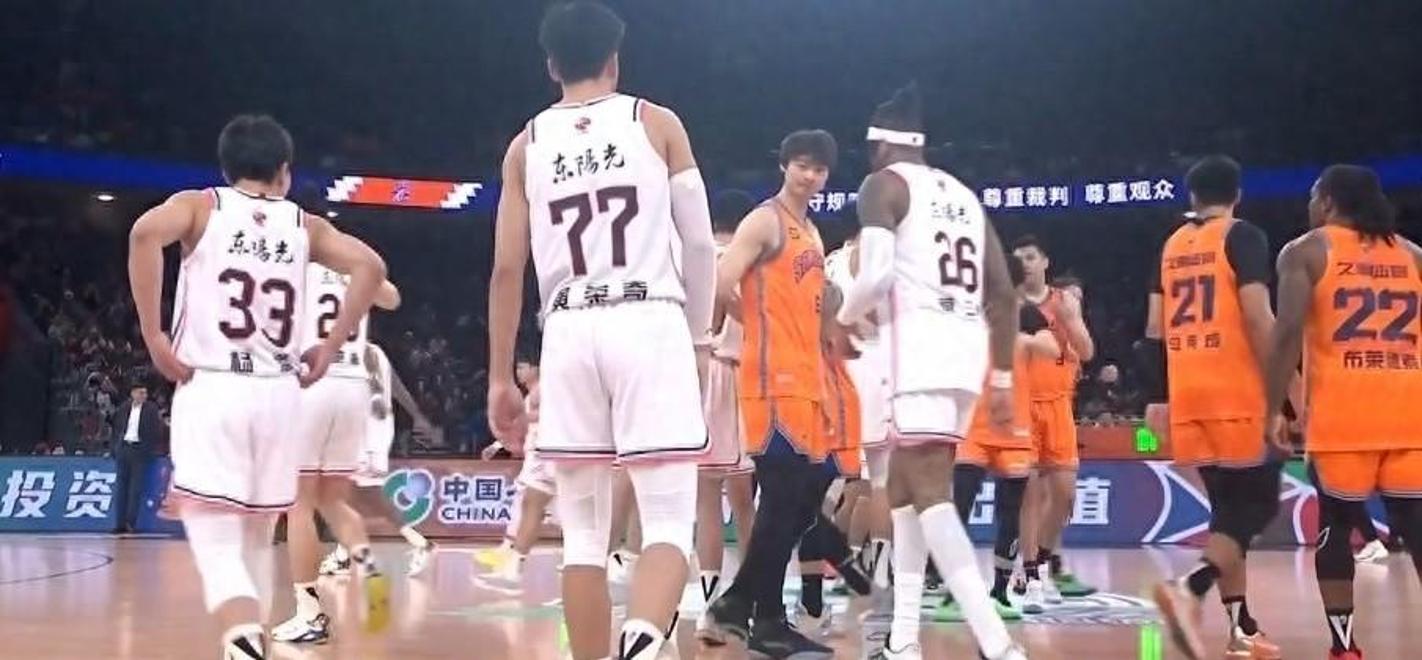 开云包含加时末段CBA季后赛焦点战；比利亚雷亚尔刷新队史纪录；目标明确；年轻球员得到机会的词条