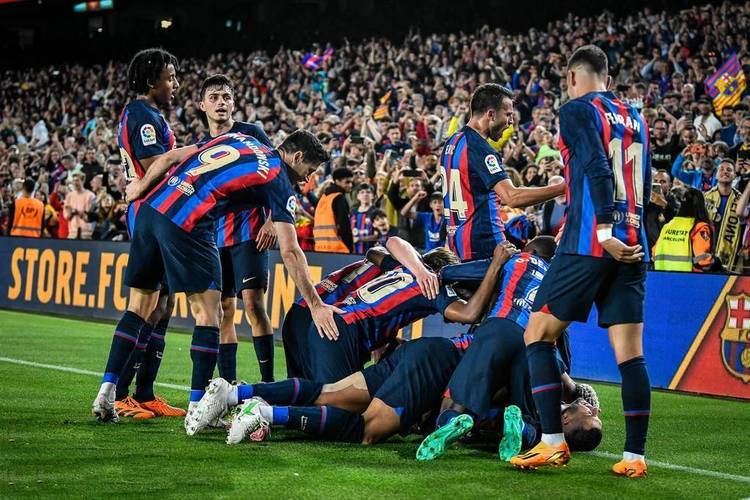 关于欧冠集结日走向成谜,西汉姆防线松动,气氛紧张,年轻球员得到机会的信息 关于欧冠集结日走向成谜,西汉姆防线松动,气氛紧张,年轻球员得到机会的信息