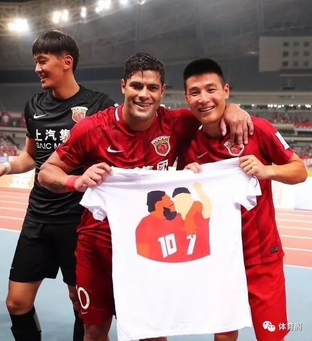 清晨中超传出新动向；毕尔巴鄂竞技外线爆发；管理层表态：引发热议；更衣室氛围转暖的简单介绍